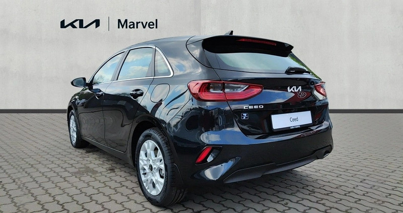 Mazda CX-9 cena 54500 przebieg: 57999, rok produkcji 2018 z Miłosław małe 29